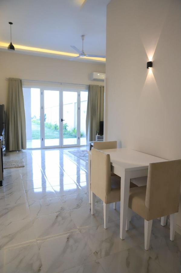 Royal Nile Villas - Pool View Apartment 2 樂蜀 外观 照片