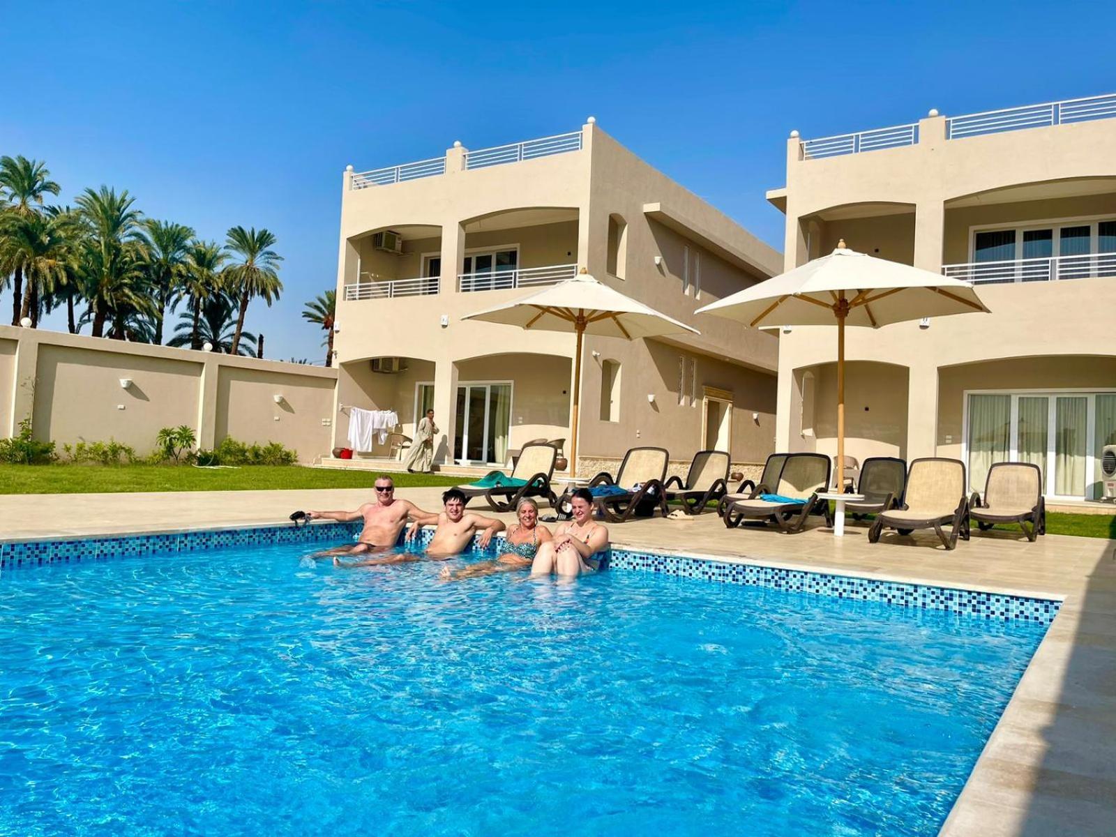 Royal Nile Villas - Pool View Apartment 2 樂蜀 外观 照片